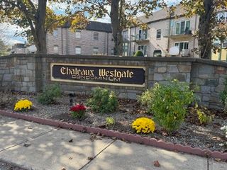 114 Oak Lane 11, Brockton, MA 02301