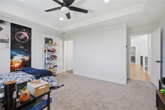 10504 Stonehaus Drive, Lee's Summit, MO 64086