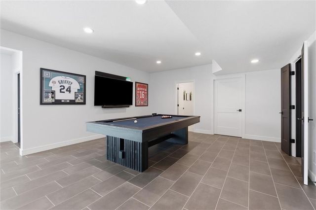 10504 Stonehaus Drive, Lee's Summit, MO 64086
