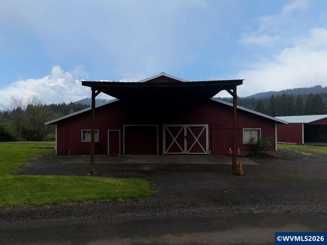 110 NE Thousand Oak Dr, Corvallis, OR 97330