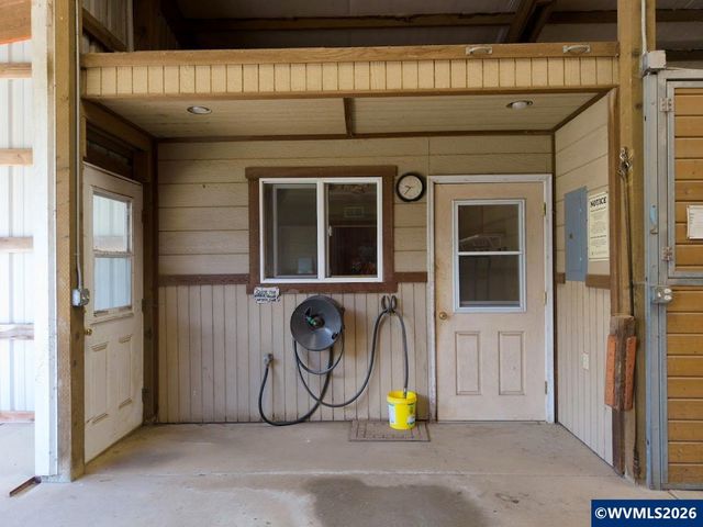 110 NE Thousand Oak Dr, Corvallis, OR 97330