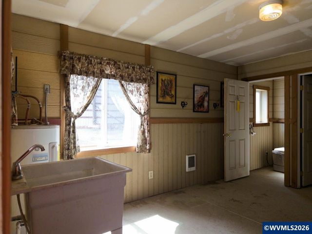 110 NE Thousand Oak Dr, Corvallis, OR 97330