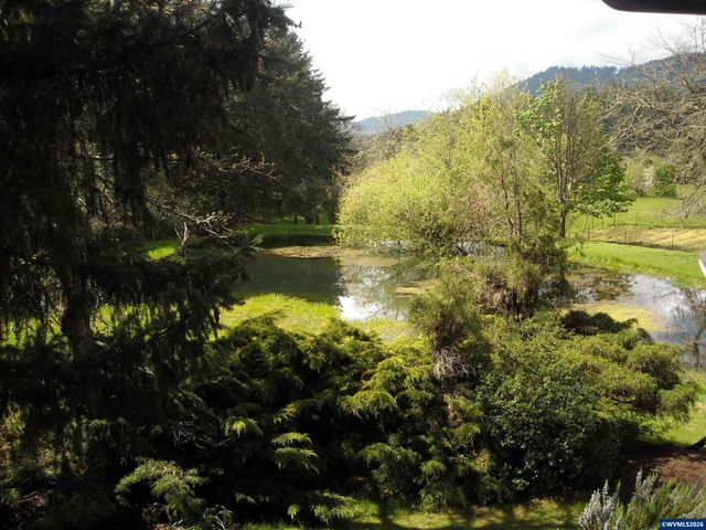 110 NE Thousand Oak Dr, Corvallis, OR 97330
