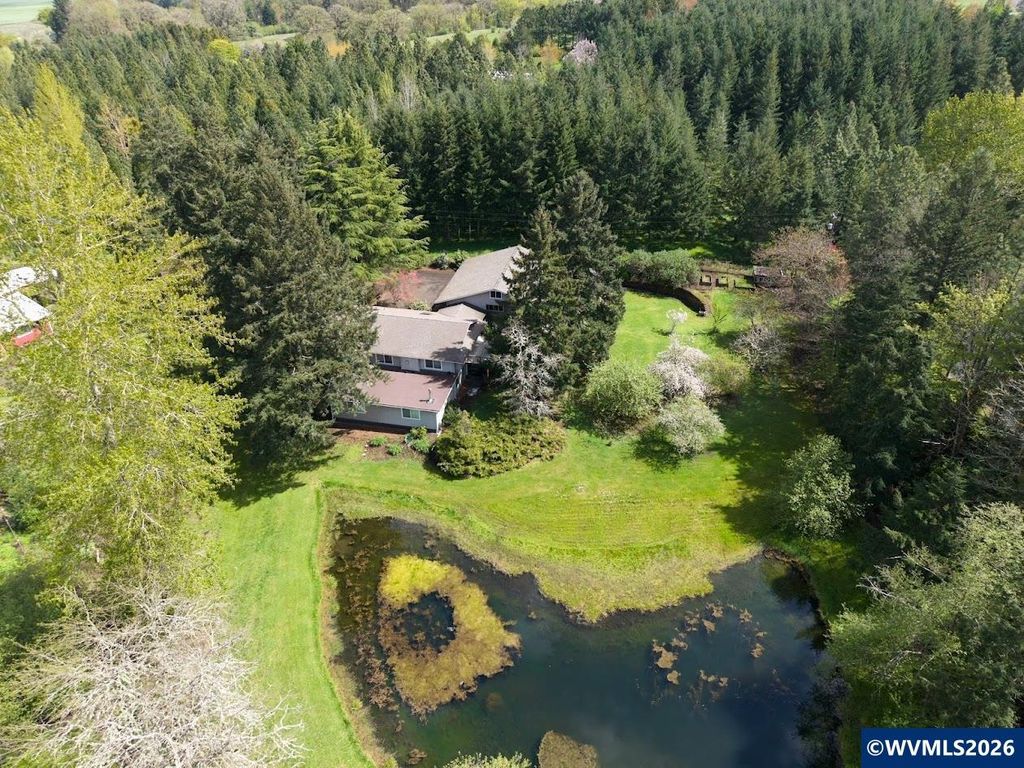 110 NE Thousand Oak Dr, Corvallis, OR 97330