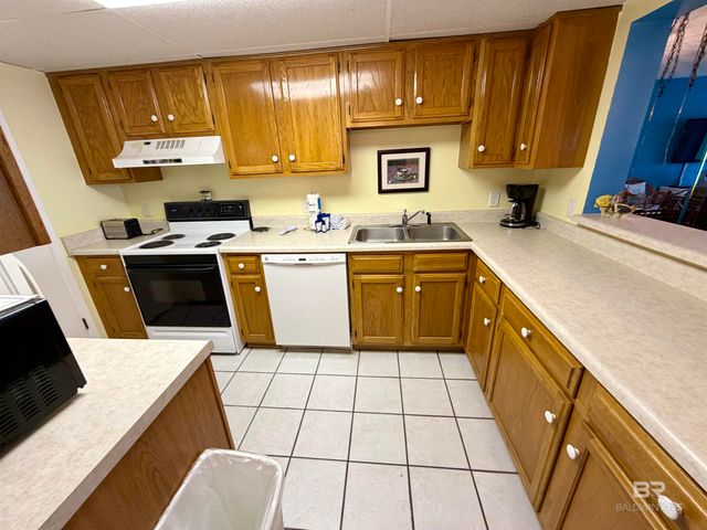 1051 WEST BEACH Boulevard 10-C, Gulf Shores, AL 36542