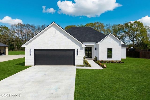 270 Christian Point Road, Opelousas, LA 70570