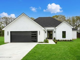 270 Christian Point Road, Opelousas, LA 70570