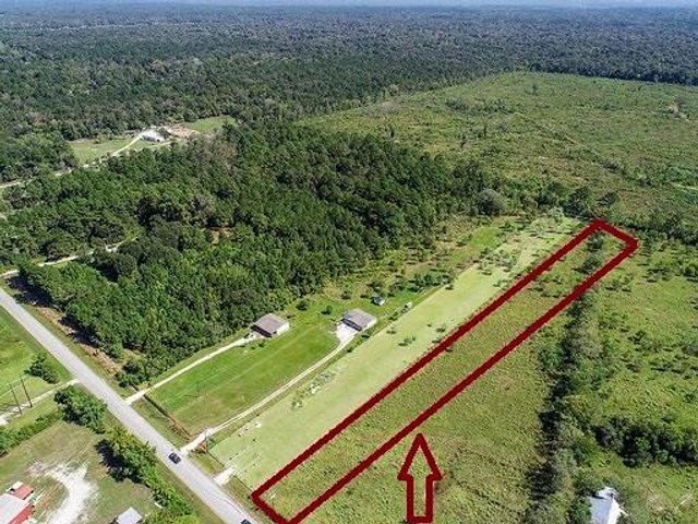144 County Road 676, Dayton, TX 77535