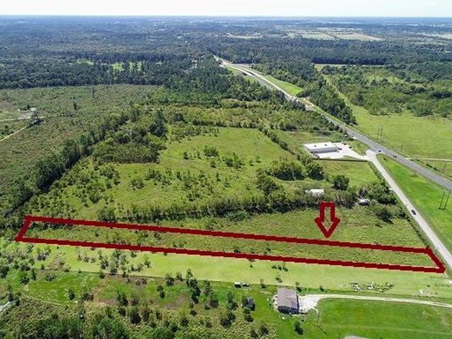 144 County Road 676, Dayton, TX 77535