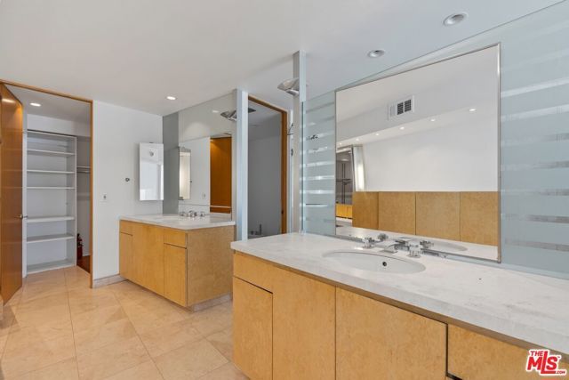 6 Eastwind Street 110, Marina Del Rey, CA 90292