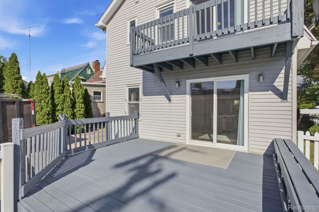 511 Godfroy Avenue, Monroe, MI 48162