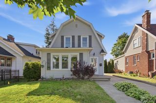511 Godfroy Avenue, Monroe, MI 48162