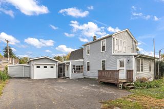 9827 Melvina Avenue, Oak Lawn, IL 60453