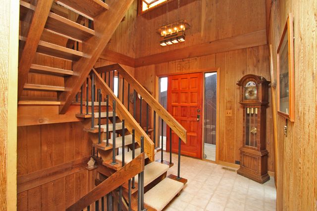 926 Lucerne Court, Mundelein, IL 60060