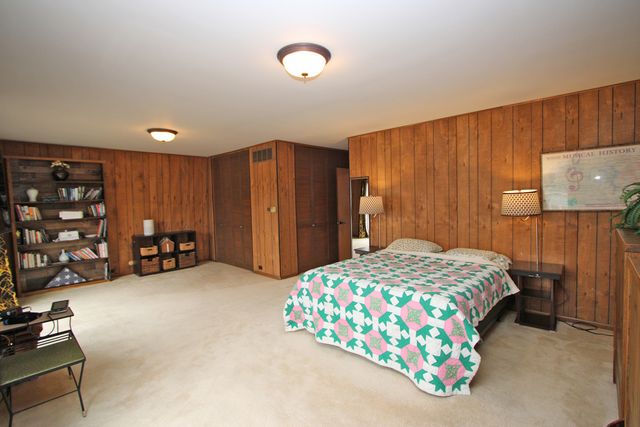 926 Lucerne Court, Mundelein, IL 60060