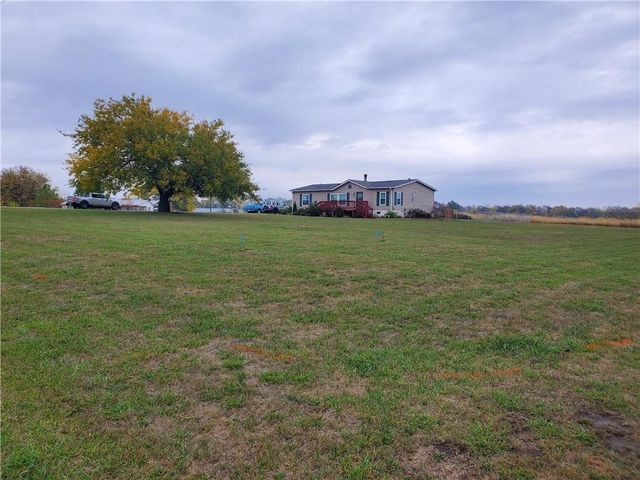 795 SE 291 Road, Leeton, MO 64761