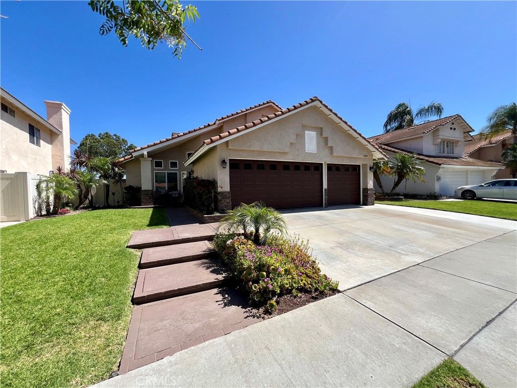 Image 1 of property listing at 2636 Las Mercedes Lane, Corona, CA 92879