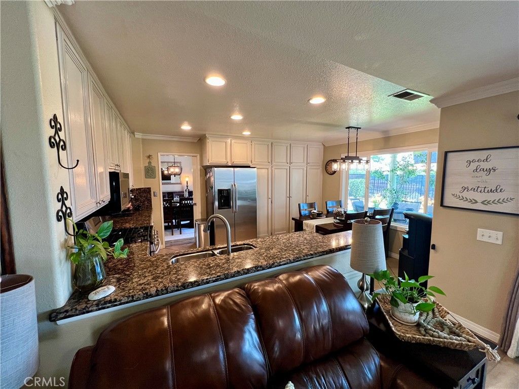 Image 20 of property listing at 2636 Las Mercedes Lane, Corona, CA 92879