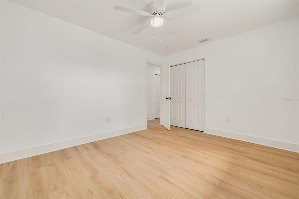 Image 24 of property listing at 7264 56TH AVENUE N, St Petersburg, FL 33709