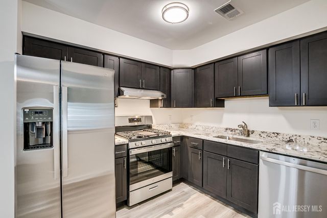 1233 Waterford Drive, Edison, NJ 08817