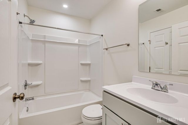 1233 Waterford Drive, Edison, NJ 08817