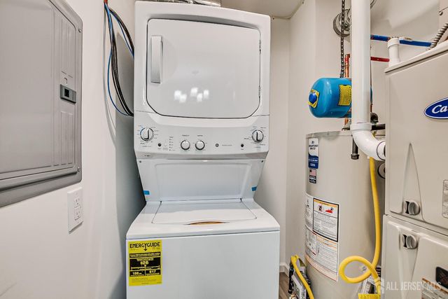 1233 Waterford Drive, Edison, NJ 08817