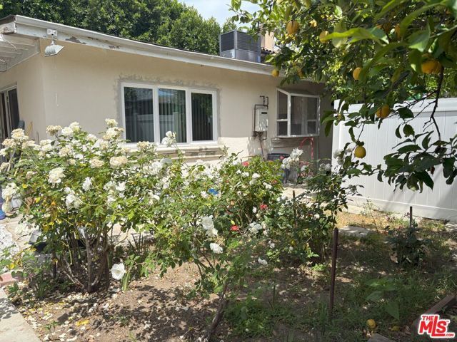 16699 Morrison Street, Encino (los Angeles), CA 91436