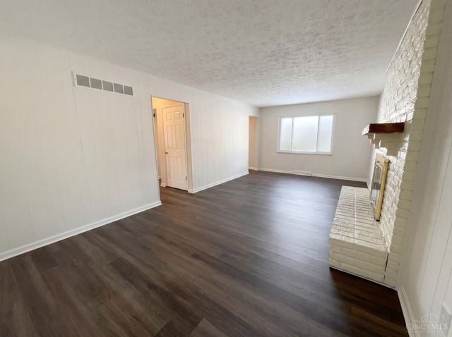 1719 Lindenhall Drive, Loveland, OH 45140