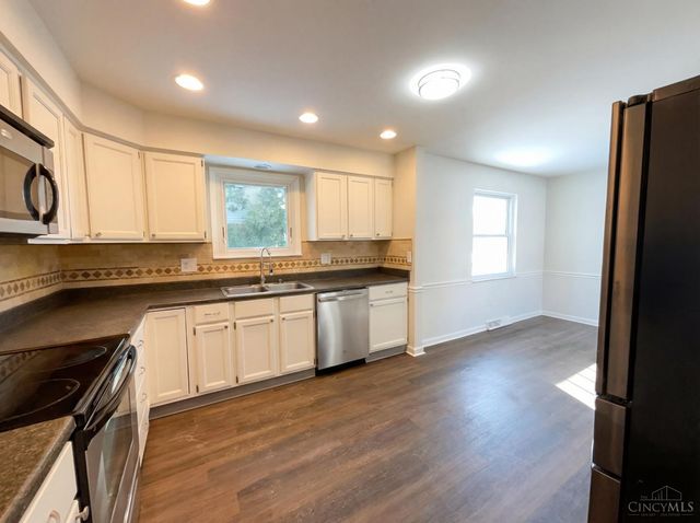 1719 Lindenhall Drive, Loveland, OH 45140