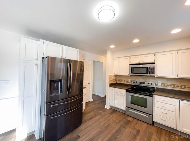 1719 Lindenhall Drive, Loveland, OH 45140