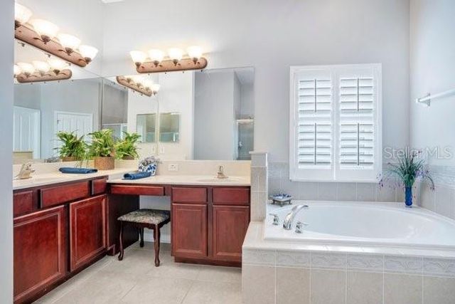 3617 HOLDEN DRIVE, St Cloud, FL 34769