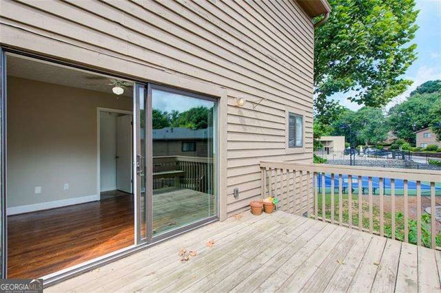 1301 Parkaire Crossing, Marietta, GA 30068