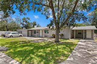 487 89TH AVENUE N 2, St Petersburg, FL 33702