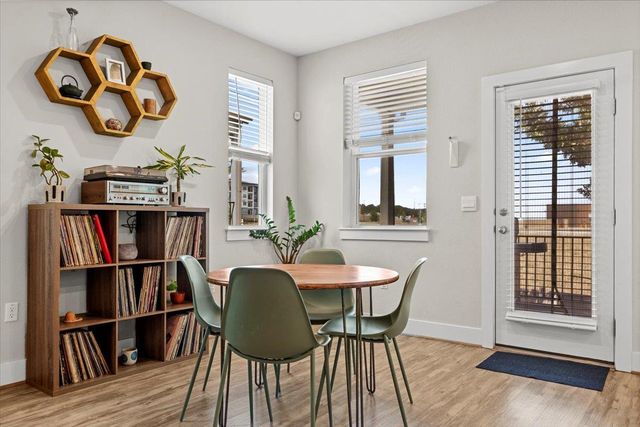 7110 Silver Star LN, Austin, TX 78744