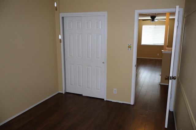 104 Golden Gate DR, Leander, TX 78641