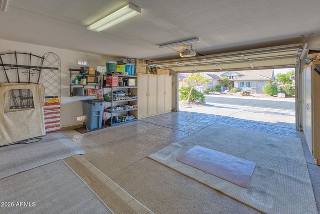 18037 N SAN SALVADOR Court, Surprise, AZ 85374