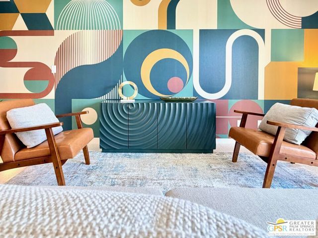 588 E San Lorenzo Road 105, Palm Springs, CA 92264