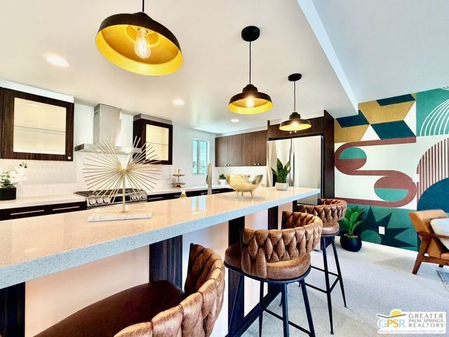 588 E San Lorenzo Road 105, Palm Springs, CA 92264