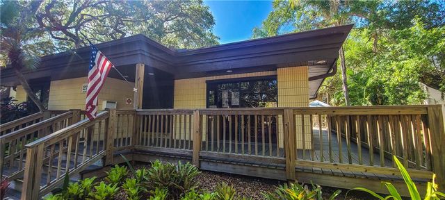 2749 ORCHID OAKS DRIVE 302, Sarasota, FL 34239