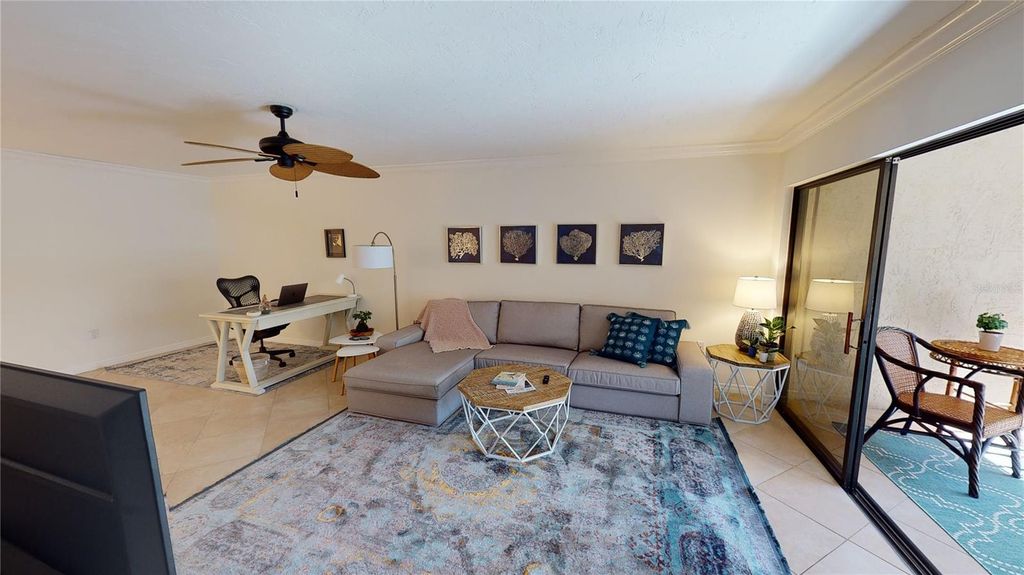 Image 12 of property listing at 2749 ORCHID OAKS DRIVE 302, Sarasota, FL 34239