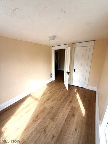 276 Orange Street, Conneaut, OH 44030