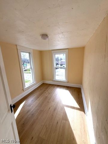 276 Orange Street, Conneaut, OH 44030