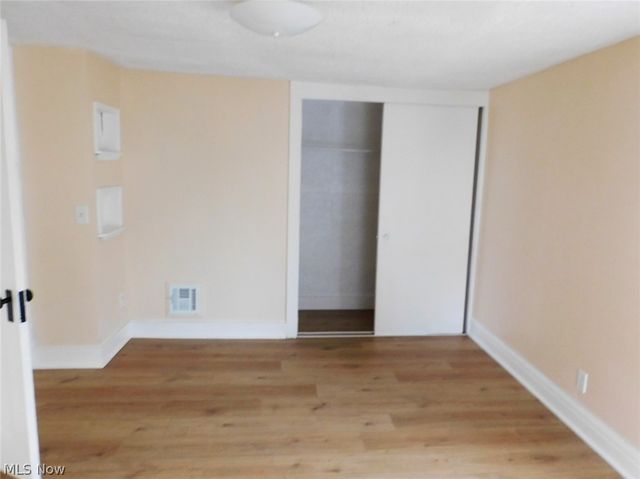 276 Orange Street, Conneaut, OH 44030