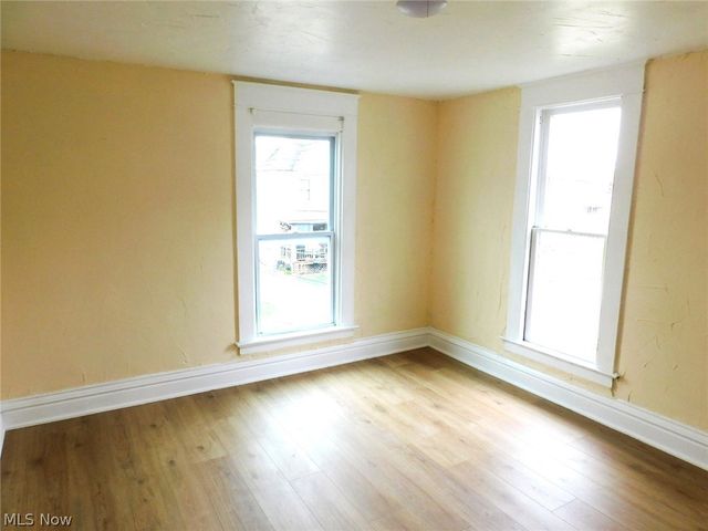 276 Orange Street, Conneaut, OH 44030
