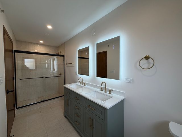 2825 73rd Avenue 2, Elmwood Park, IL 60707