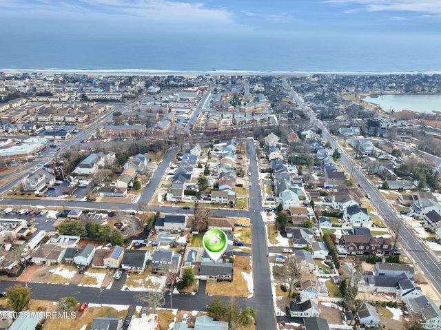 527 Delaware Avenue, Point Pleasant, NJ 08742