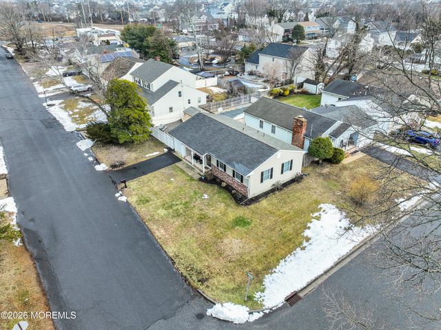 527 Delaware Avenue, Point Pleasant, NJ 08742