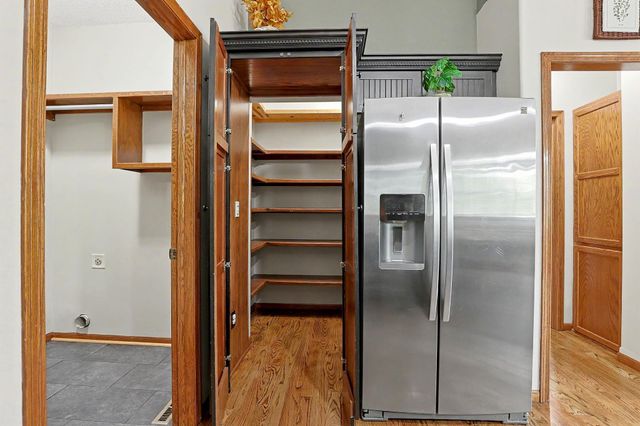 630 S Stoneridge St, Valley Center, KS 67147