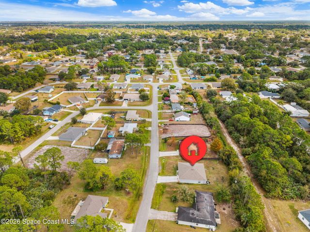 354 Carvalho Street SE, Palm Bay, FL 32909
