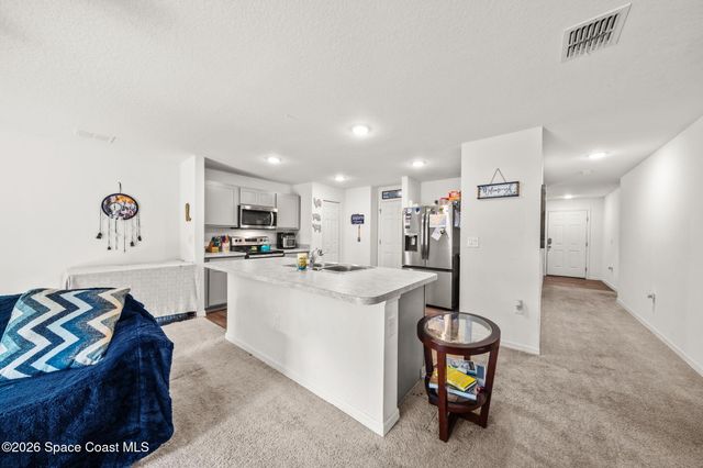 354 Carvalho Street SE, Palm Bay, FL 32909